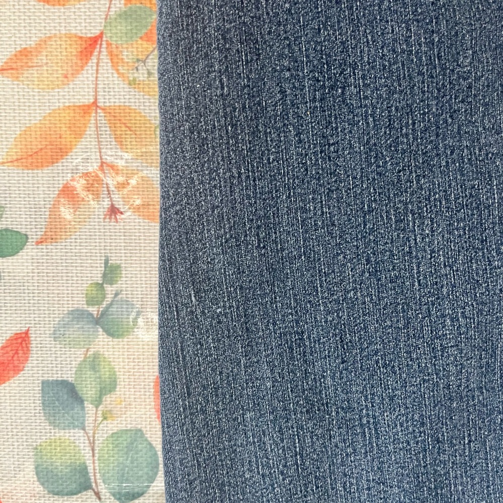 Levi's Dark Blue Skinny Jeans - Picture 8 of 11